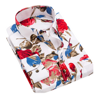 Hvid med røde og blå blomsterprint